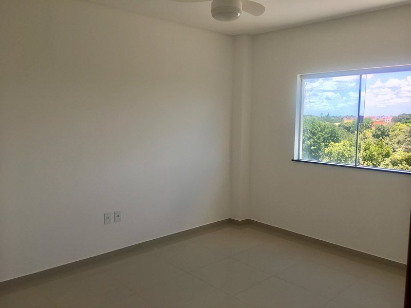 Apartamento de fino acabamento com varanda e garagem em Eunápolis Rua Otávio Mangabeira  Eunápolis - 