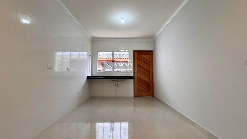 Sobrado 2 dormitórios sendo 1 suíte + 2 vagas de garagem - Itaquaquecetuba - 