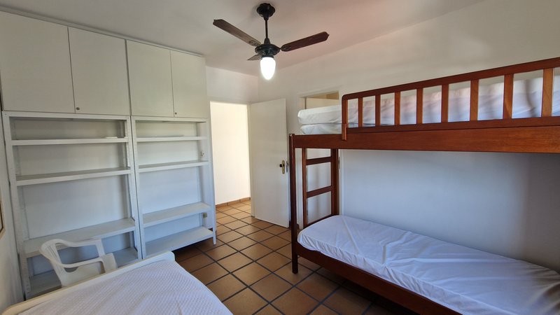 Apartamento 3 suítes com Vista Mar a 200 metros da praia da Enseada ! Rua Amazonas Guarujá - 