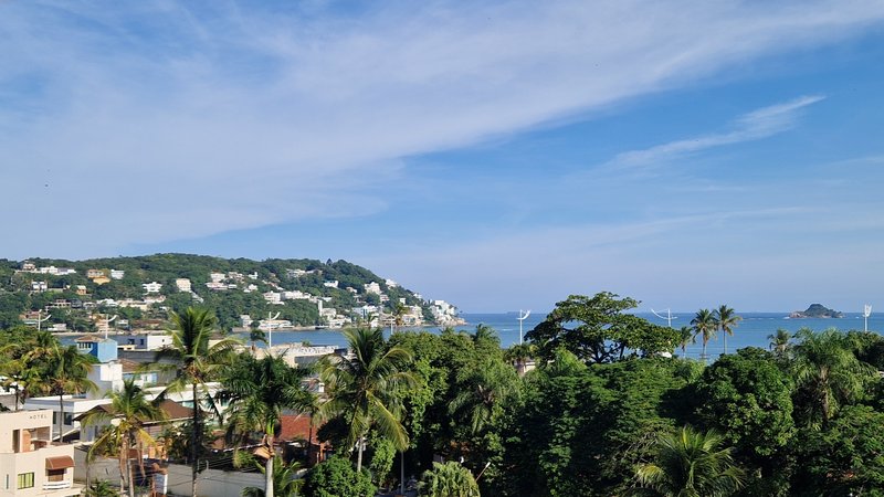 Apartamento 3 suítes com Vista Mar a 200 metros da praia da Enseada ! Rua Amazonas Guarujá - 