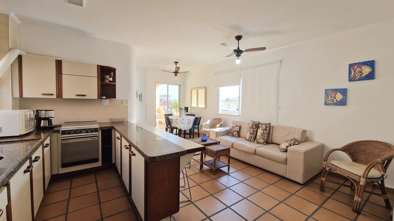 Apartamento 3 suítes com Vista Mar a 200 metros da praia da Enseada ! Rua Amazonas Guarujá - 