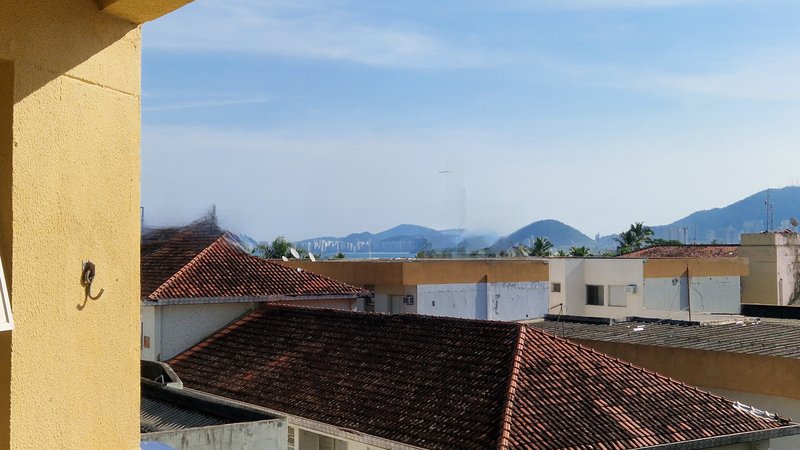 Apartamento 3 suítes com Vista Mar a 200 metros da praia da Enseada ! Rua Amazonas Guarujá - 