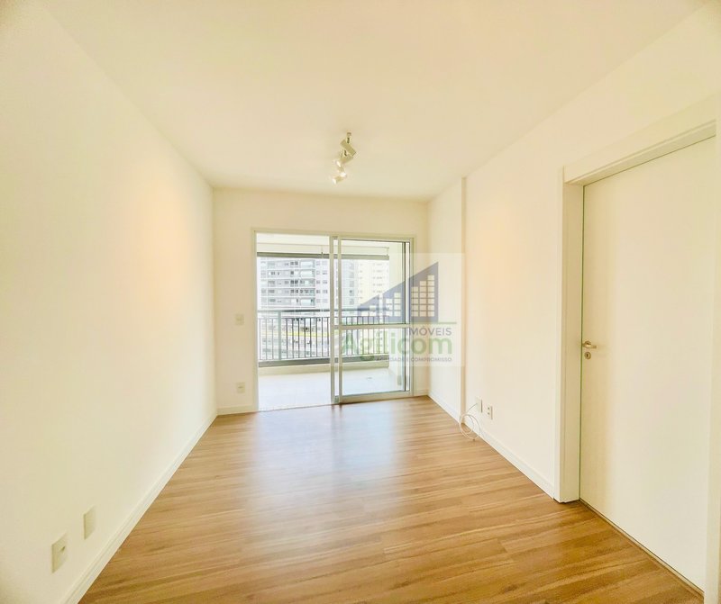 APARTAMENTO À VENDA EM VILA GUARANI COM 2 DORMITÓRIOS Avenida Doutor Hugo Beolchi São Paulo - 
