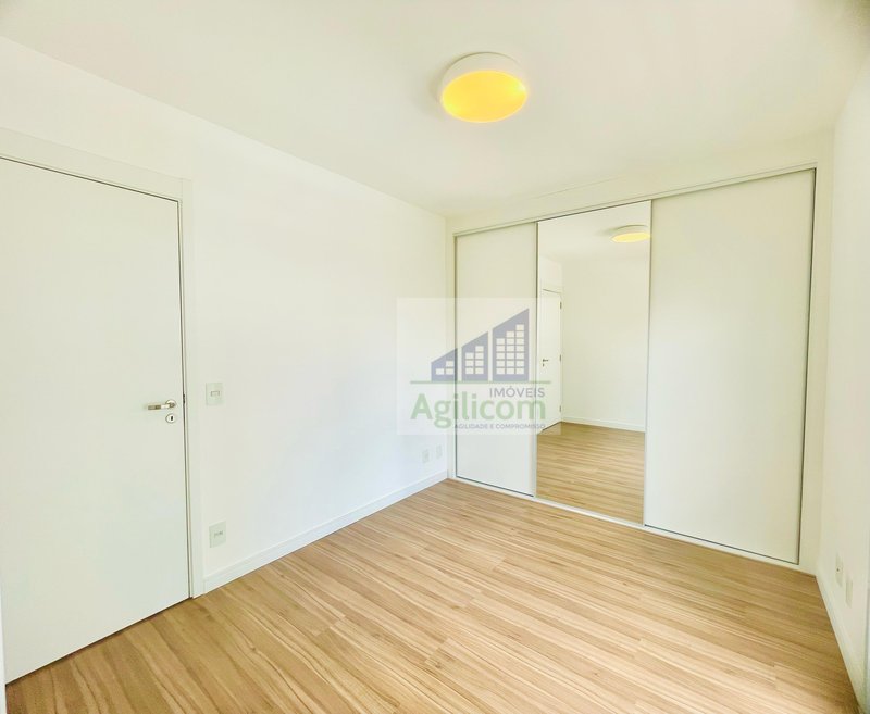 APARTAMENTO À VENDA EM VILA GUARANI COM 2 DORMITÓRIOS Avenida Doutor Hugo Beolchi São Paulo - 