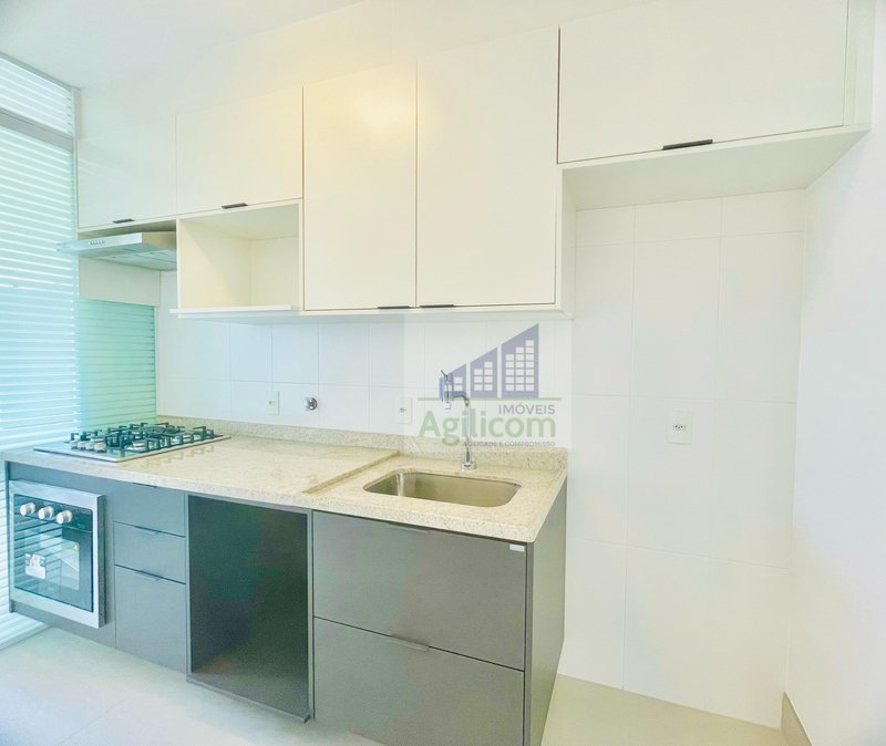 APARTAMENTO À VENDA EM VILA GUARANI COM 2 DORMITÓRIOS Avenida Doutor Hugo Beolchi São Paulo - 