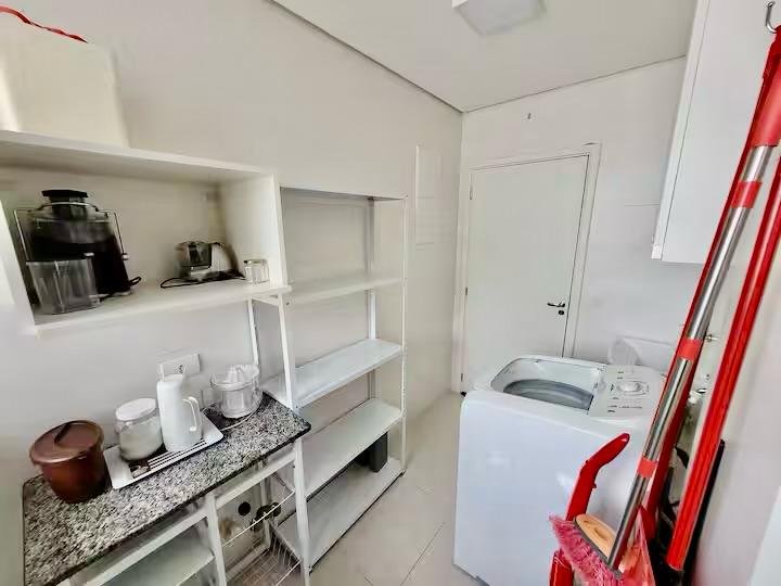 Apartamento MOBILIADO com vista para o mar na Martim de Sá - Caraguatatuba - 