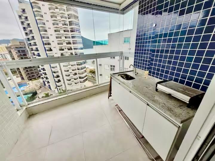 Apartamento MOBILIADO com vista para o mar na Martim de Sá - Caraguatatuba - 