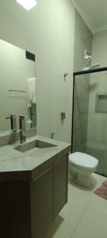 Casa alto padrão à venda com 3 dorm.(1 suíte c/closet) + 2 Vagas Residencial Monte Líbano  Santa Fé do Sul - 