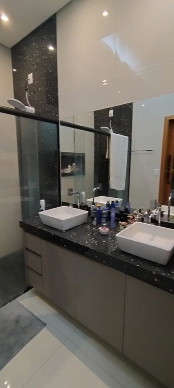 Casa alto padrão à venda com 3 dorm.(1 suíte c/closet) + 2 Vagas Residencial Monte Líbano  Santa Fé do Sul - 
