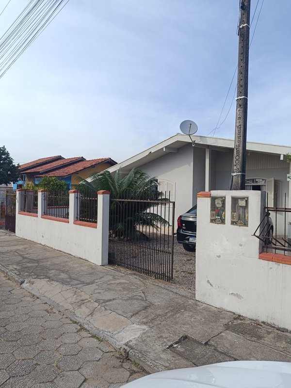 Casa Alvenaria Bairro XV de Novembro Tijucas rua Jose Wollinger Tijucas - 