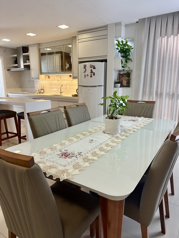 Apartamento semimobiliado, ideal para quem busca conforto! Espanha  Timbó - 