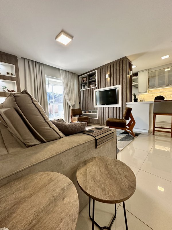 Apartamento semimobiliado, ideal para quem busca conforto! Espanha  Timbó - 