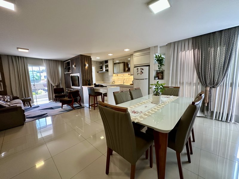 Apartamento semimobiliado, ideal para quem busca conforto! Espanha  Timbó - 