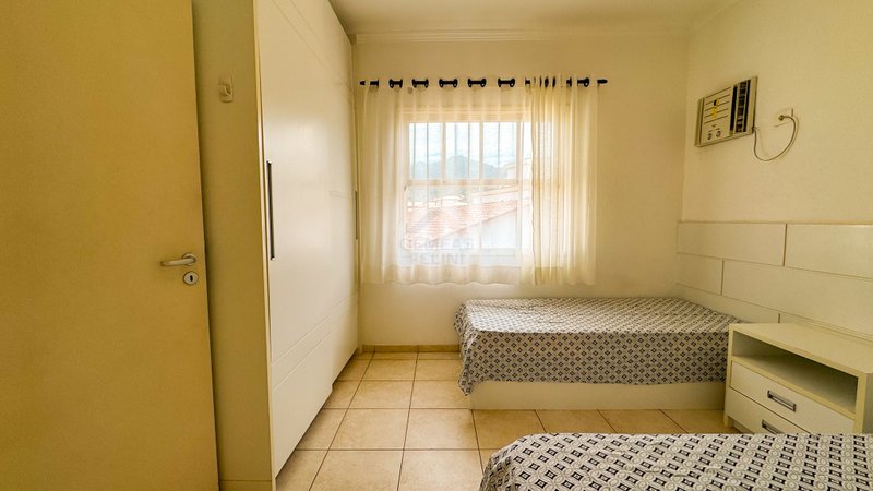 Casa em Condomínio Fechado na Praia de Juquehy - LOCAÇÃO ANUAL - São Sebastião - 