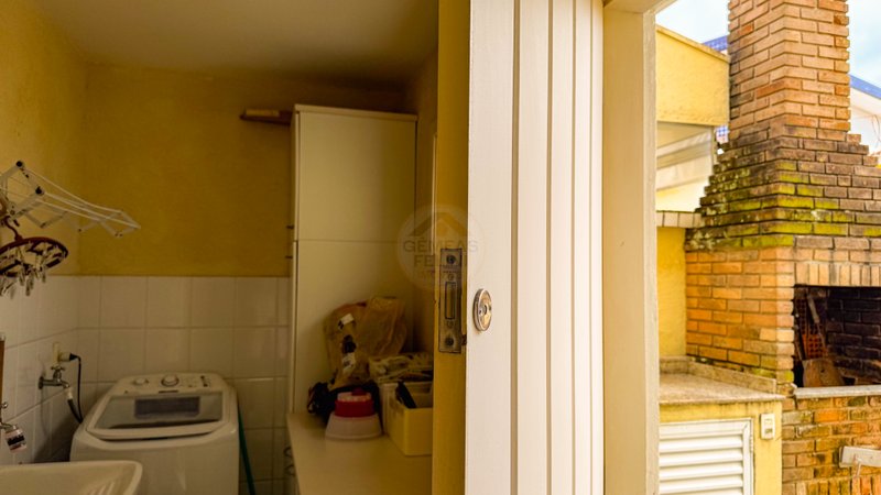 Casa em Condomínio Fechado na Praia de Juquehy - LOCAÇÃO ANUAL - São Sebastião - 