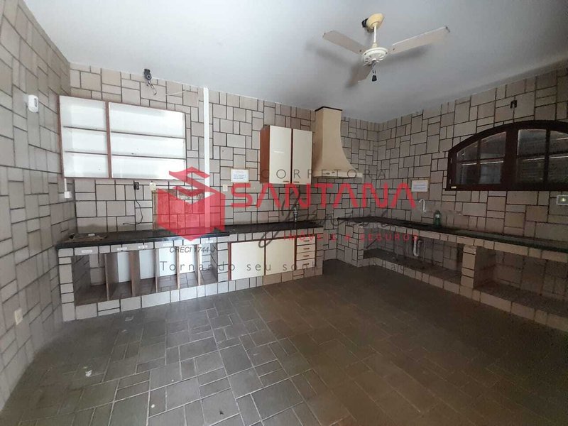 Casa comercial para locação em Pitangueiras Rua José Bonifácio Lauro de Freitas - 