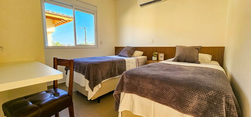 Sofisticação e Conforto: Casa em Condomínio na Praia de Juquehy - À VENDA - São Sebastião - 