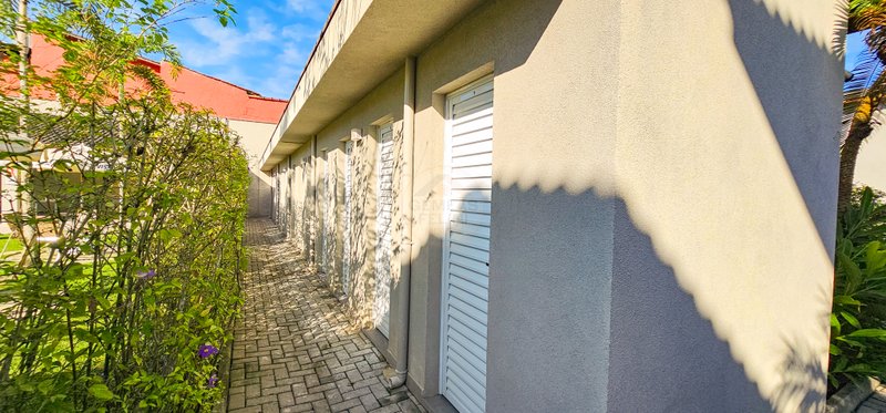 Sofisticação e Conforto: Casa em Condomínio na Praia de Juquehy - À VENDA - São Sebastião - 