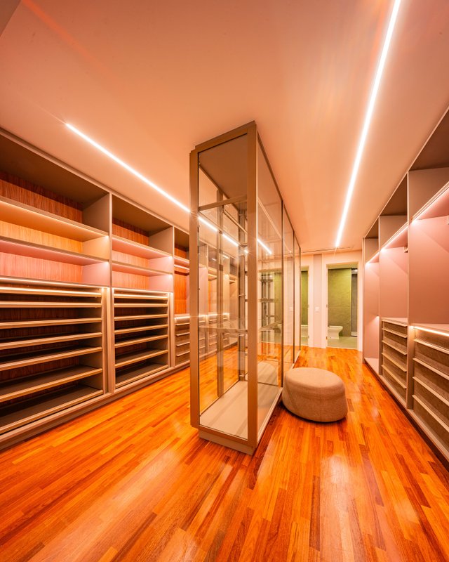 MANSÃO NO TAMBORÉ 2 UMA OBRA-PRIMA DE ARQUITETURA E SOFISTICAÇÃO Alameda Galápagos Santana de Parnaíba - 