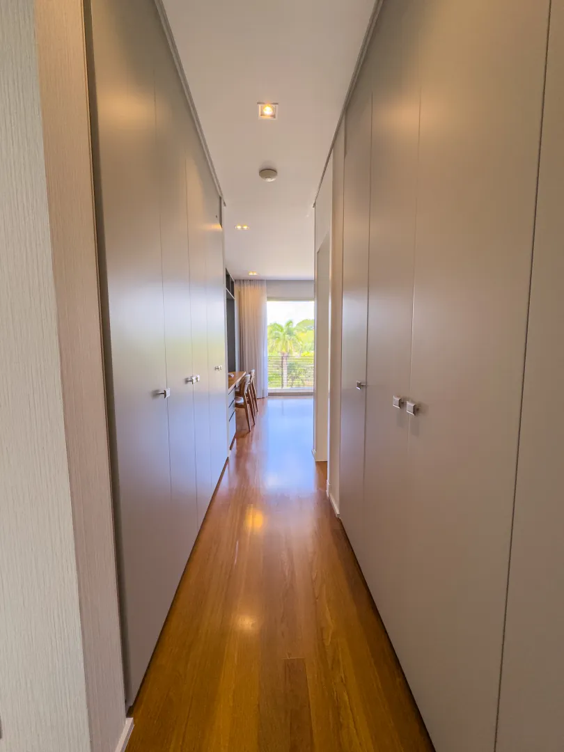 MANS&Atilde;O CONTEMPOR&Acirc;NEA DE ALTO PADR&Atilde;O NO TAMBOR&Eacute; 3 Avenida Yojiro Takaoka Santana de Parnaíba - 