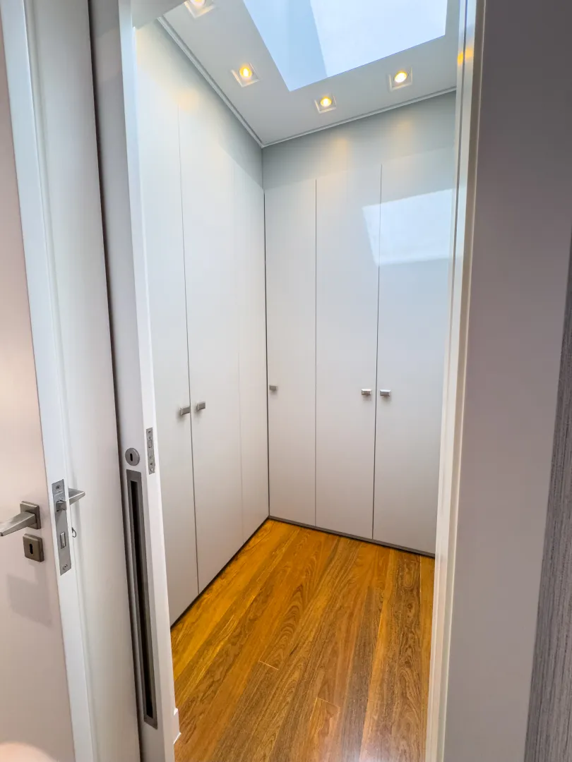 MANS&Atilde;O CONTEMPOR&Acirc;NEA DE ALTO PADR&Atilde;O NO TAMBOR&Eacute; 3 Avenida Yojiro Takaoka Santana de Parnaíba - 
