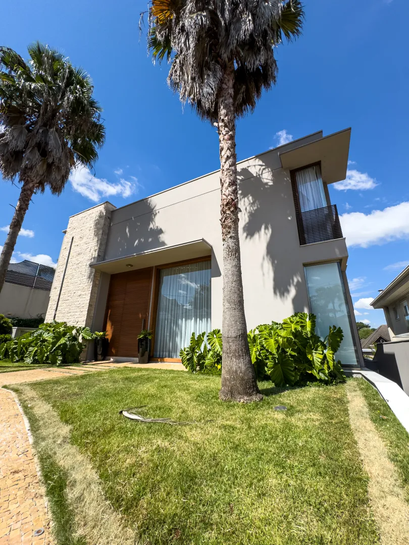 MANS&Atilde;O CONTEMPOR&Acirc;NEA DE ALTO PADR&Atilde;O NO TAMBOR&Eacute; 3 Avenida Yojiro Takaoka Santana de Parnaíba - 
