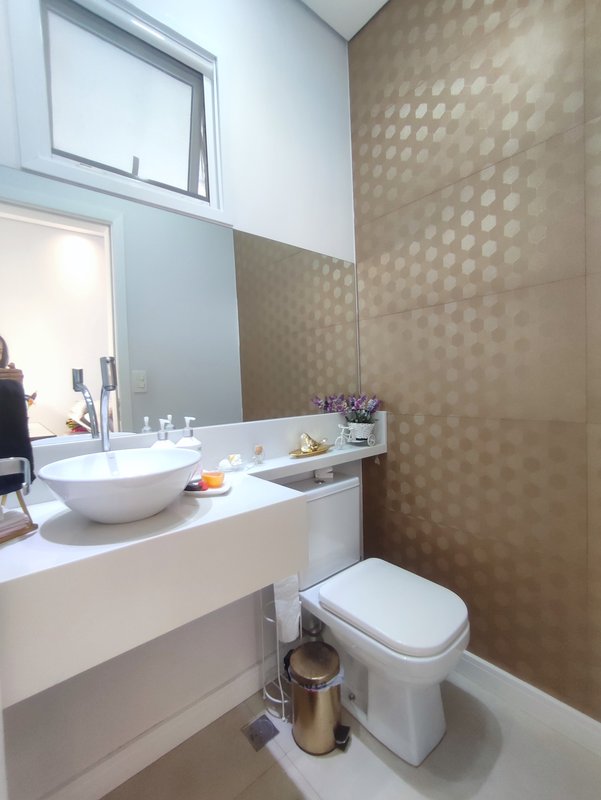 Casa Térrea com Jacuzzi e Espaço Gourmet no Mosaico Essence Avenida Presidente Castelo Branco Mogi das Cruzes - 