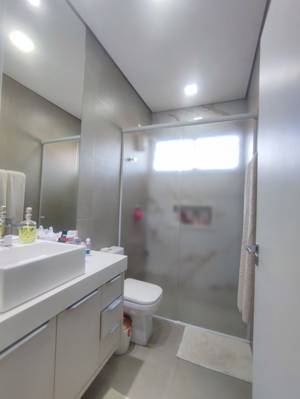 Casa Térrea com Jacuzzi e Espaço Gourmet no Mosaico Essence Avenida Presidente Castelo Branco Mogi das Cruzes - 