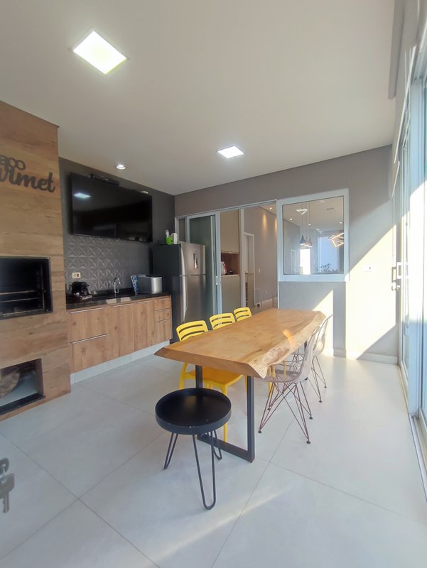 Casa Térrea com Jacuzzi e Espaço Gourmet no Mosaico Essence Avenida Presidente Castelo Branco Mogi das Cruzes - 