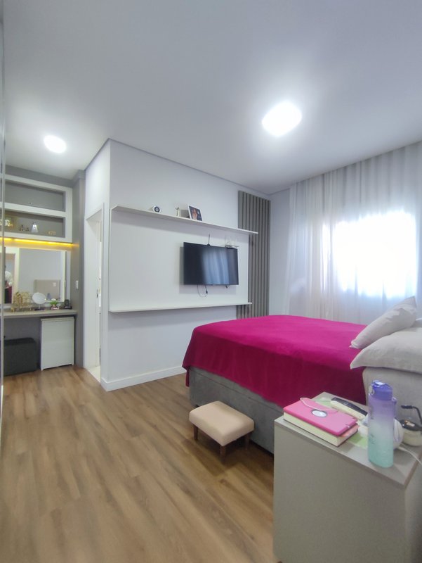 Casa Térrea com Jacuzzi e Espaço Gourmet no Mosaico Essence Avenida Presidente Castelo Branco Mogi das Cruzes - 