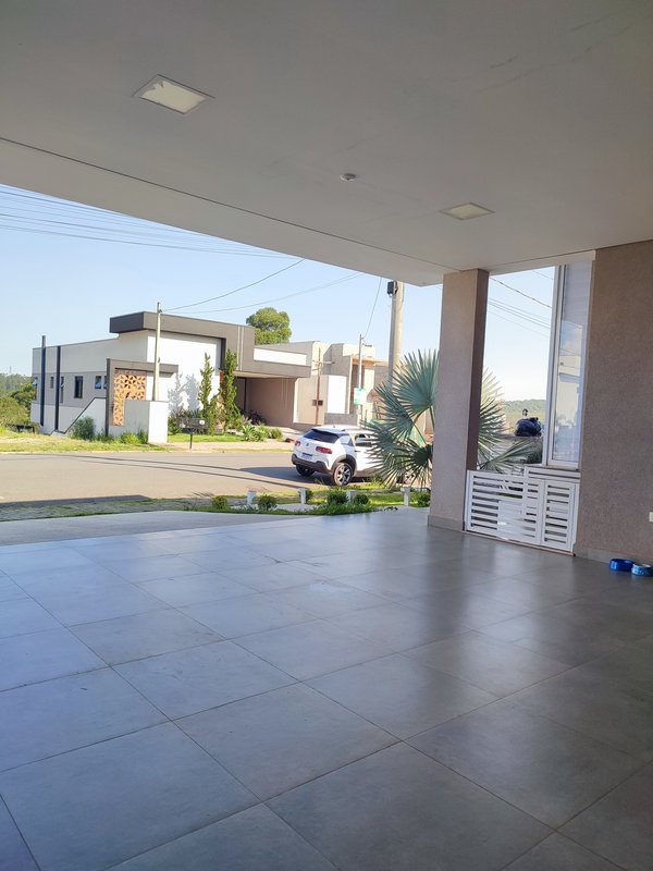 Casa Térrea com Jacuzzi e Espaço Gourmet no Mosaico Essence Avenida Presidente Castelo Branco Mogi das Cruzes - 
