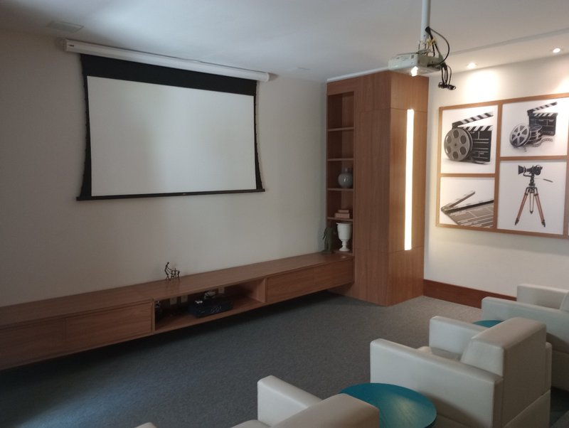 APARTAMENTO 3 QUARTOS SUÍTE VARANDA À VENDA EM BROTAS! Rua Otacílio Santos Salvador - 