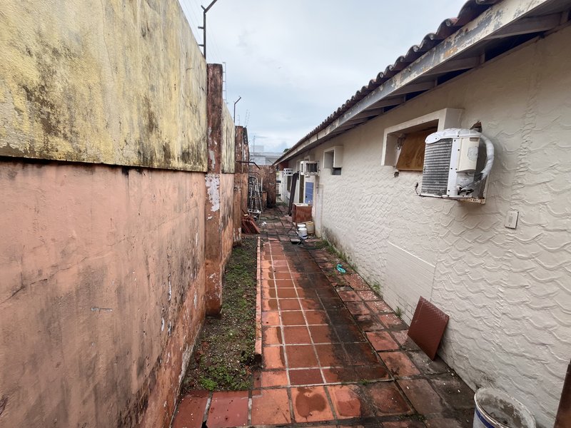 Casa no centro documentada Rua Iracema Salinópolis - 