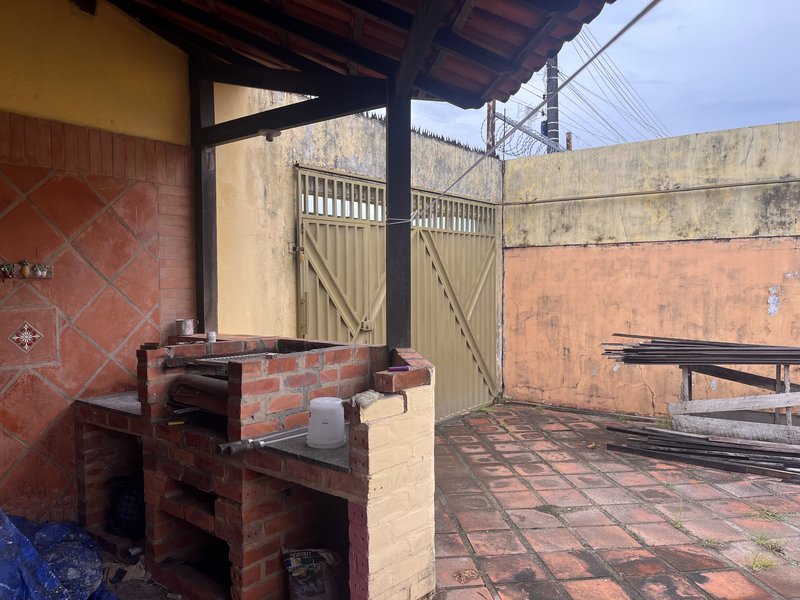 Casa no centro documentada Rua Iracema Salinópolis - 