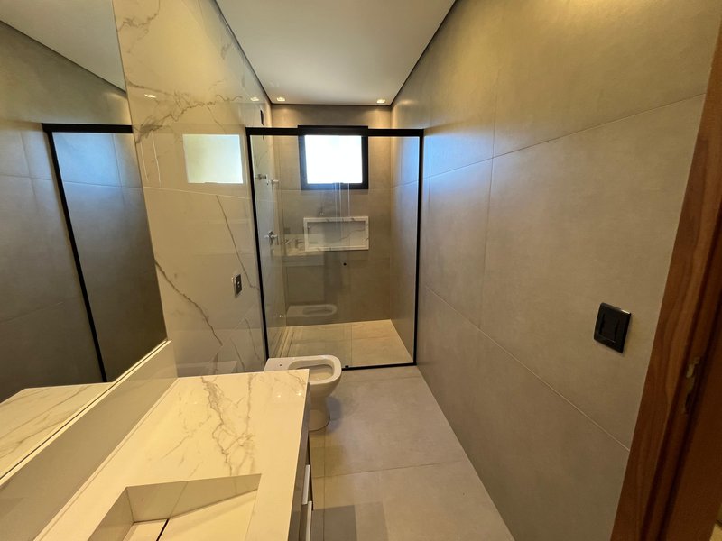Casa à Venda Condominio Alphaville III, 416,9M², 5 Suítes, Ribeirão Preto/SP Rua Luiz Zaccaro Netto Ribeirão Preto - 