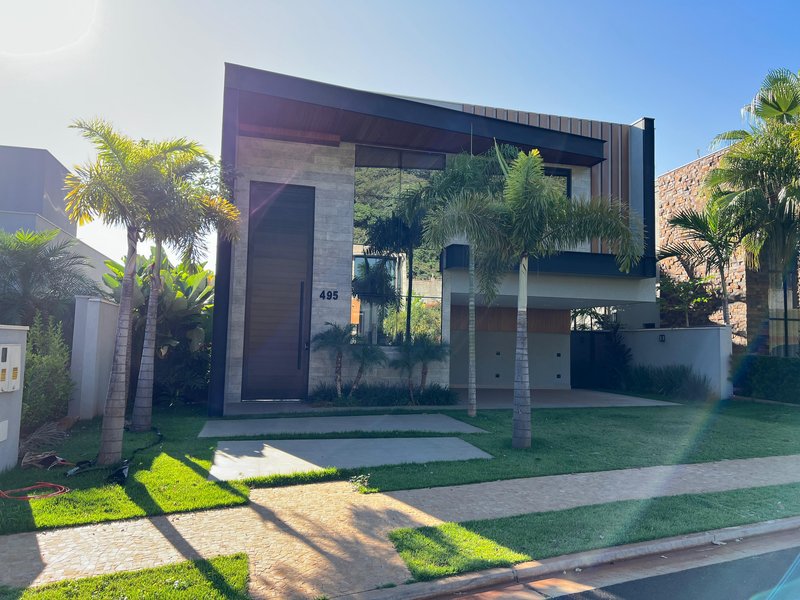 Casa à Venda Condominio Alphaville III, 416,9M², 5 Suítes, Ribeirão Preto/SP Rua Luiz Zaccaro Netto Ribeirão Preto - 