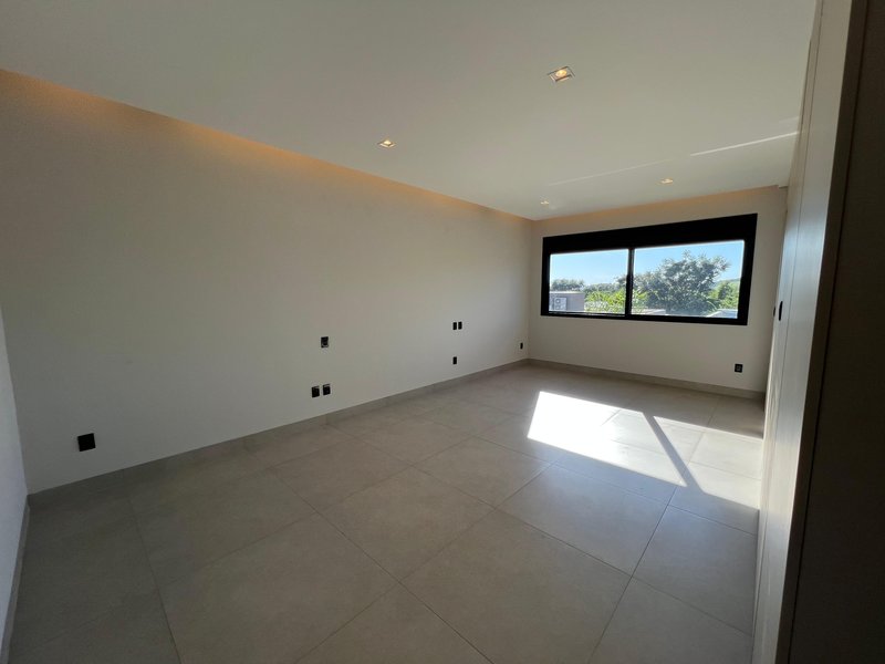 Casa à Venda Condominio Alphaville III, 416,9M², 5 Suítes, Ribeirão Preto/SP Rua Luiz Zaccaro Netto Ribeirão Preto - 