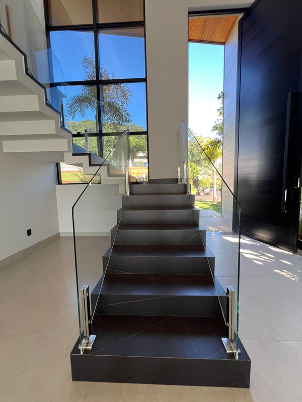 Casa à Venda Condominio Alphaville III, 416,9M², 5 Suítes, Ribeirão Preto/SP Rua Luiz Zaccaro Netto Ribeirão Preto - 