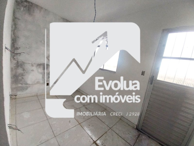 VENDO R$ 60.000 APARTAMENTO 1/4 SEMI ACABADO, PARQUE SÃO CRISTOVÃO - SALVADOR - Salvador - 