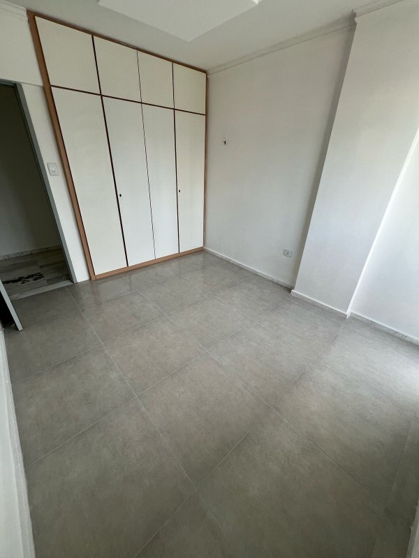 Apartamento à venda com 3 quartos sendo uma suíte, 138m² área útil por R$ 550.000,00 Rua Dhália Recife - 