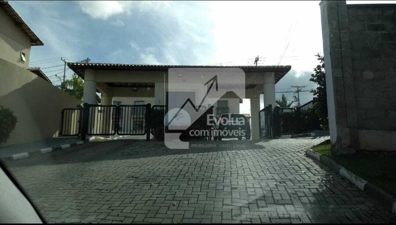 Vendo R$ 480.000,00 Casa 2 Suítes, Energia Solar, Condomínio Fechado - Abrantes CAMAÇARI - Camaçari - 