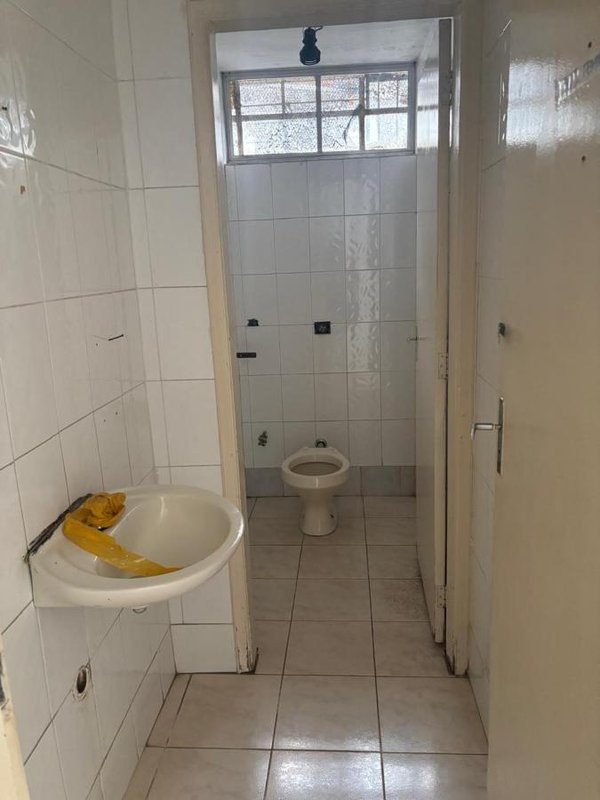 Imóvel Comercial no Bom Retiro com 300m² Rua Anhaia São Paulo - 