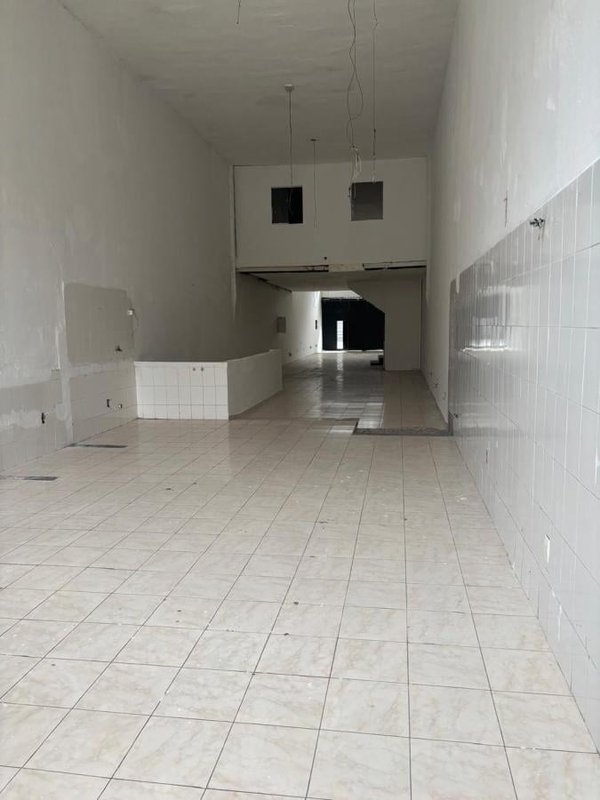 Imóvel Comercial no Bom Retiro com 300m² Rua Anhaia São Paulo - 