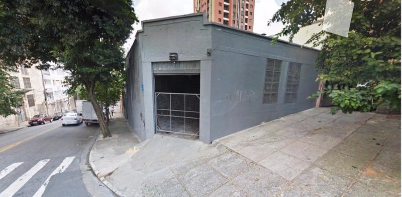 Imóvel Comercial no Cambuci com 300m² Rua Comendador Vicente Lentini São Paulo - 
