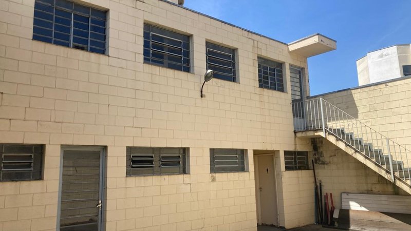 Galpão em Santana com 316m² Rua Doutor Zuquim São Paulo - 