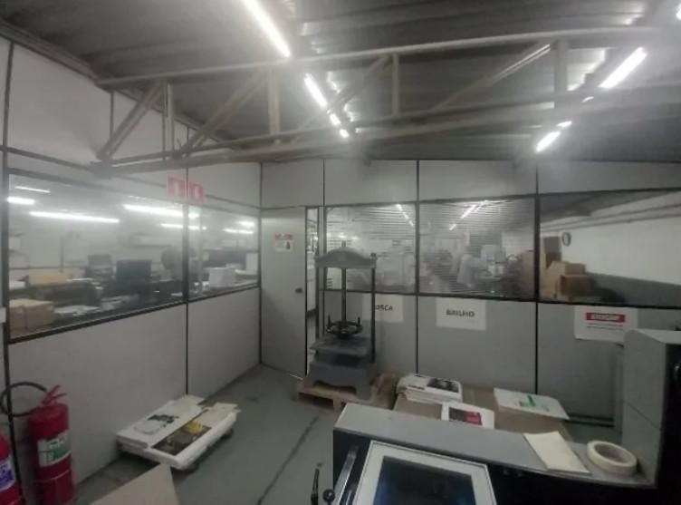 Prédio Inteiro para alugar, 600m² - Foto 16