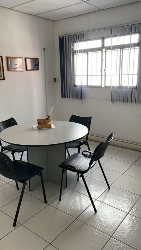 Galpão com 600m² no Brás Rua Visconde de Parnaíba São Paulo - 