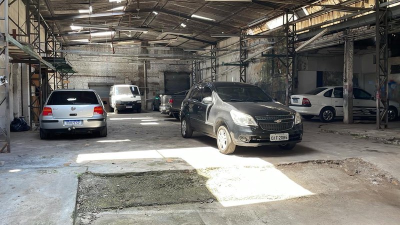 Galpão Comercial com 1000m² no Cambuci Rua Diogo Vaz São Paulo - 