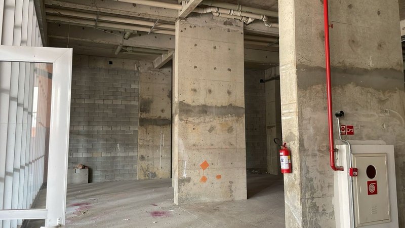 Galpão Comercial com 1000m² no Cambuci Rua Diogo Vaz São Paulo - 