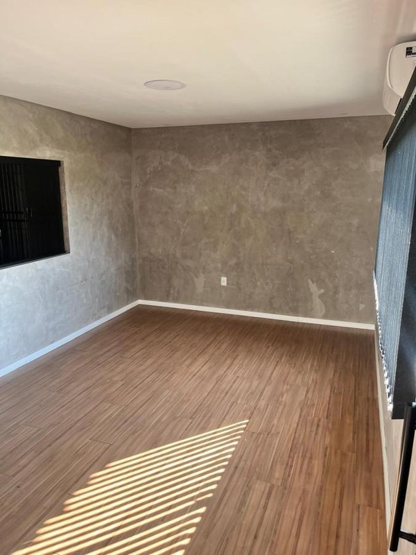 Galpão Comercial em Jundiaí 2500m² Rua Comendador Guilherme Mamprim Louveira - 